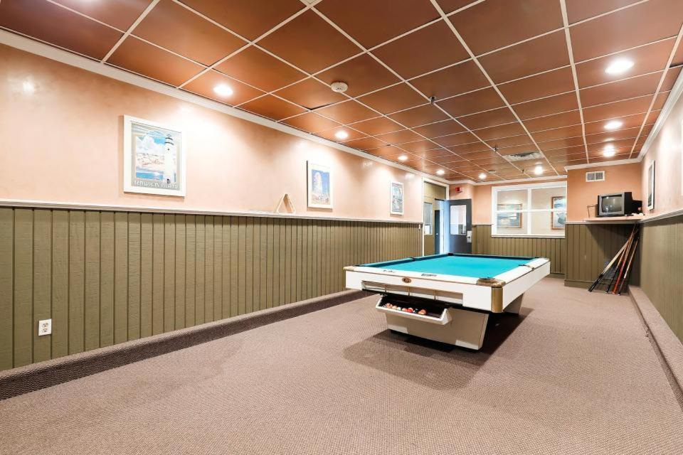 Sea Watch Condos IV Ocean City Room photo